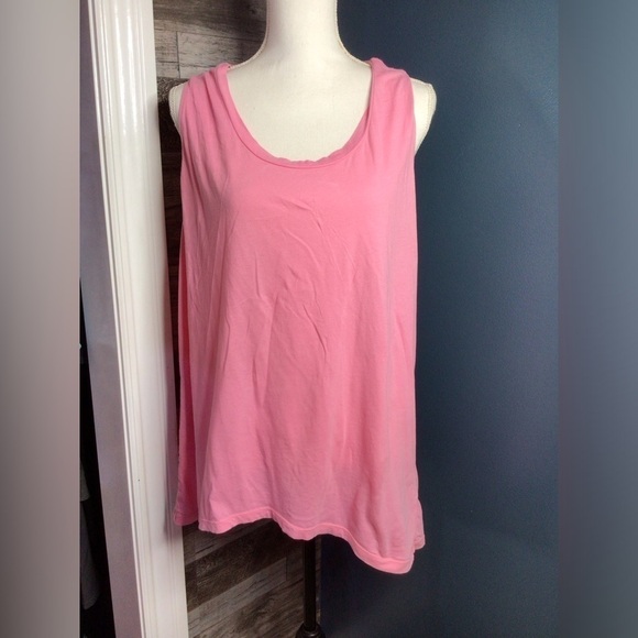 Cato Tops - Cato 14/16w  pink sleeveless tank top with scoop neck. (0048)